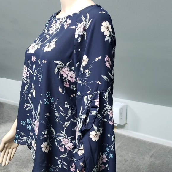 Loveriche Blouse - Picture 3 of 5